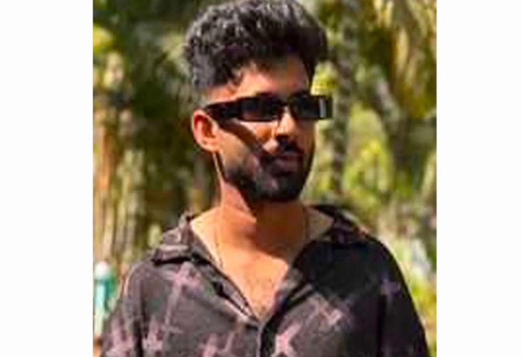 ಎಕ್ಕೂರು ಮೇಲ್ಸೇತುವೆಯಲ್ಲಿ ಭೀಕರ ಅಪಘಾತ: ಲಾರಿಗೆ ಬೈಕ್ ಡಿಕ್ಕಿ, ಯುವಕ ಸಾವು