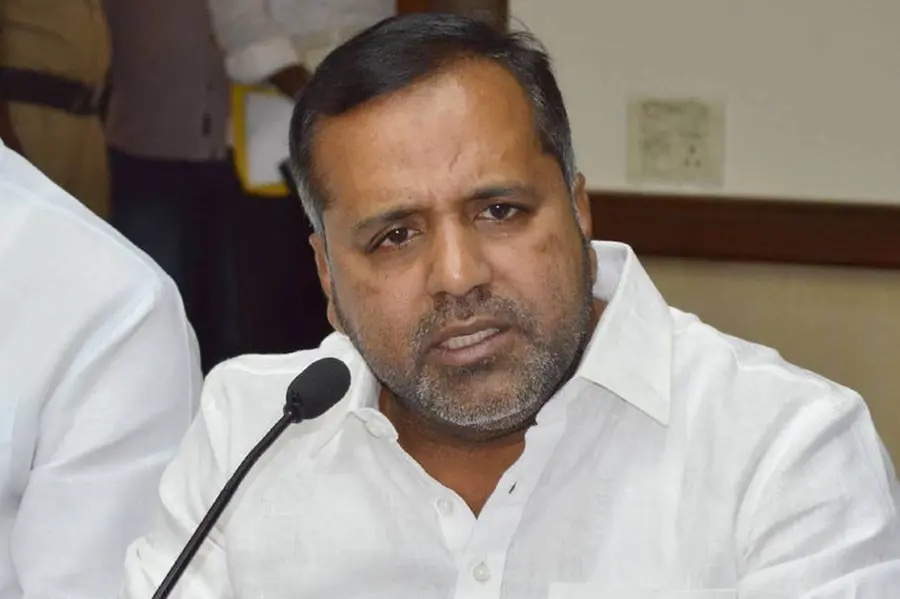 ಹೋಟೆಲ್ಗಳ ಅಡುಗೆ ಎಣ್ಣೆ ಮೇಲೆ ಆರೋಗ್ಯ ಇಲಾಖೆ ಕಣ್ಣು; ಕಲಬೆರಕೆಗೆ ಕಡಿವಾಣಕ್ಕೆ ವಿಶೇಷ ಸಮಿತಿ