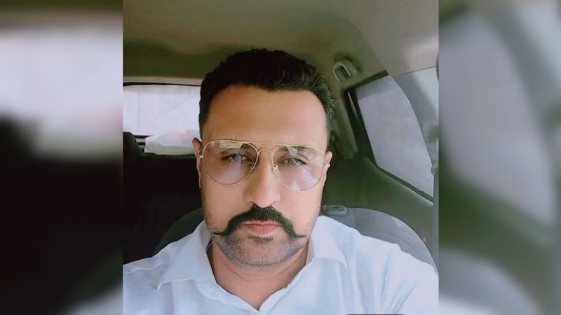 ಬೈಕ್ನಲ್ಲಿ ತೆರಳುತ್ತಿದ್ದ ಆಪ್ ಪಕ್ಷದ ನಾಯಕನನ್ನು ಬೆನ್ನಟ್ಟಿ ಗುಂಡಿಕ್ಕಿ ಹತ್ಯೆ; ಆರೋಪಿಗಳಿಗಾಗಿ ಶೋಧ