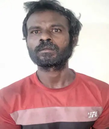 ನೀರು ಕೊಡದ ವಿಚಾರಕ್ಕೆ ಜಗಳ; ಲಾರಿ ಕ್ಲೀನರ್ನನ್ನೇ ಚಾಕುವಿನಿಂದ ಇರಿದು ಹತ್ಯೆ