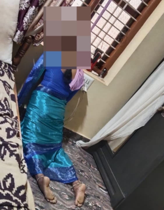 ಉಪ್ಪಿನಂಗಡಿ: ನೇಣು ಬಿಗಿದ ಸ್ಥಿತಿಯಲ್ಲಿ ಮಹಿಳೆ ಮೃತದೇಹ ಪತ್ತೆ; ಸಾವಿನ ಕಾರಣ ನಿಗೂಢ